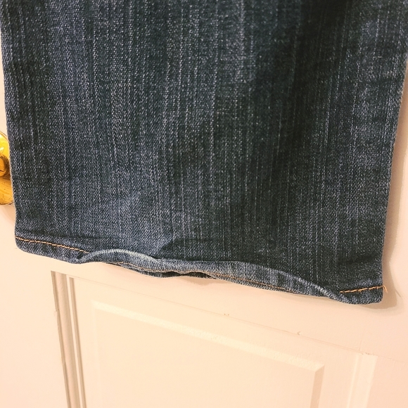 Old Navy "The Diva" Blue Denim Bootcut Leg Jeans Size 14 Long - Picture 3 of 6